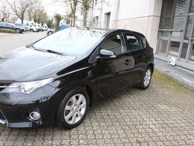 Gebraucht Toyota Auris Life 132 PS (97 kW) 2014 Schwarz Limousine