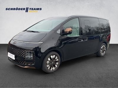 Gebraucht Hyundai Staria Signature 177 PS (130 kW) 2023 Schwarz Van / Kleinbus