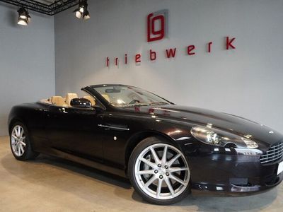 Aston Martin DB9