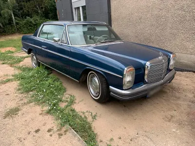 Gebraucht Mercedes W114 150 PS (110 kW) 1972 Blau Coupé