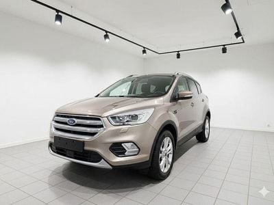 Gebraucht Ford Kuga Titanium 150 PS (110 kW) 2019 Grau SUV