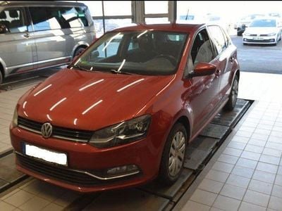 Gebraucht VW Polo LOUNGE 90 PS (66 kW) 2015 Rot Limousine