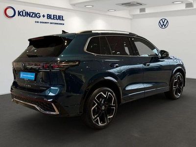 Gebraucht VW Tiguan R-line 272 PS (200 kW) 2025 Nightshade blue metallic SUV