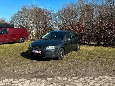 Gebraucht Ford Focus 101 PS (74 kW) 2007 Grau Kleinwagen