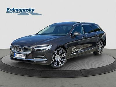 Grau Gebraucht 2024 Volvo V90 Plus Kombi | 48.990 € (Etwas zu teuer)