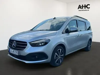 Gebraucht Mercedes T180 Progressive 131 PS (96 kW) 2026 Helvinsilber metallic Van / Kleinbus