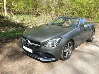 Grau Gebraucht 2016 Mercedes SLC300 Cabrio | 35.199 € (Fairer Preis)