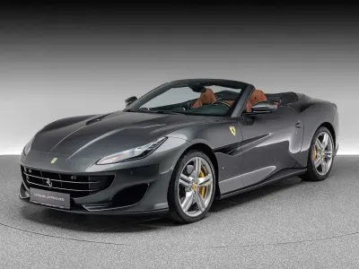 Gebraucht Ferrari Portofino 600 PS (441 kW) 2020 Grigio silverstone Cabrio