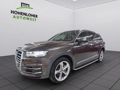 Second-hand Audi Q7 Ambiente 272 CP (200 kW) 2018 Maro SUV