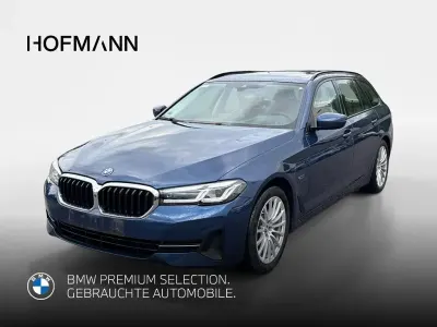 Gebraucht BMW 530e Sport Line 292 PS (214 kW) 2023 Blau Limousine