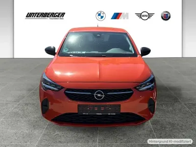 Gebraucht Opel Corsa-e Edition 100 kW (136 PS) 2023 Power orange/dynamik orange Kleinwagen