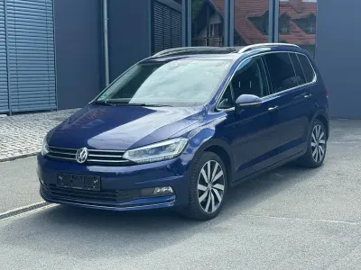 Używany VW Touran Highline 190 KM (139 kW) 2017 Niebieski Minivan