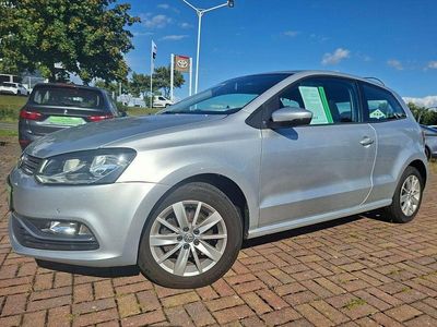 Gebraucht VW Polo Comfortline 90 PS (66 kW) 2015 Silber Kleinwagen