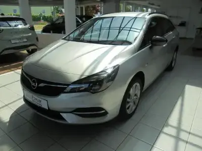 Usata Opel Astra Business 146 CV (107 kW) 2021 Argento Station wagon