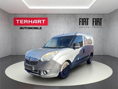 Usata Opel Combo 105 CV (77 kW) 2014 Monovolume