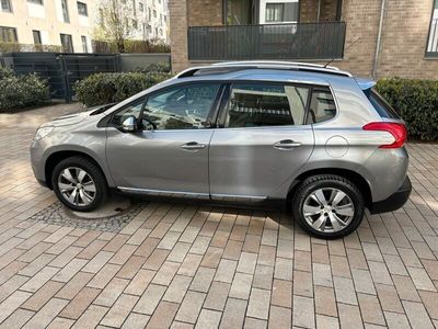 gebraucht Peugeot 2008 Allure Pure Tech 110 1.Ha/36TKM/Sheft/Voll