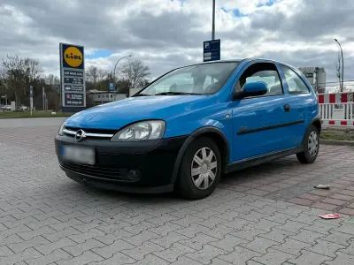 Usata Opel Corsa 75 CV (55 kW) 2002 Blu Utilitaria