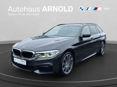 Gebraucht BMW 530 M Sport 265 PS (194 kW) 2019 Sophistograu brillanteffekt Kombi