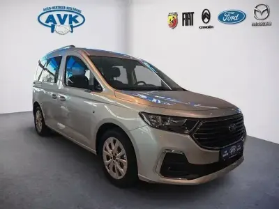 Gebraucht Ford Tourneo Connect Titanium 122 PS (89 kW) 2026 Silber Van / Kleinbus