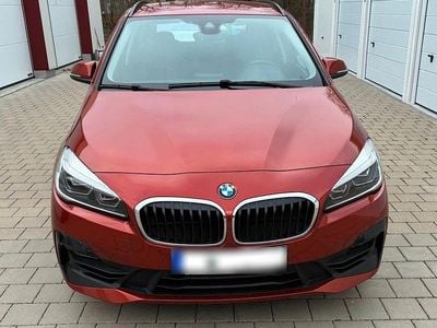 Gebraucht BMW 216 Active Tourer Advantage 109 PS (80 kW) 2020 Orange Van / Kleinbus