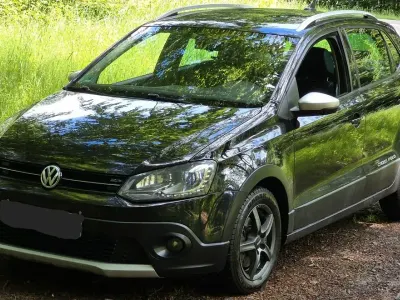Gebraucht VW Polo Cross 105 PS (77 kW) 2013 Schwarz Kleinwagen