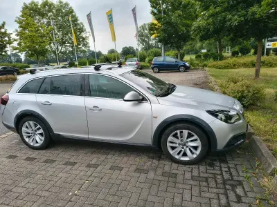 Gebraucht Opel Insignia Country Tourer 195 PS (143 kW) 2015 Silber Kombi