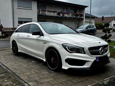 Mercedes CLA45 AMG Shooting Brake