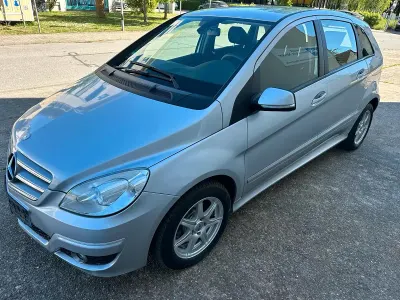 Brugt Mercedes B180 109 HK (80 kW) 2009 Sølv MPV