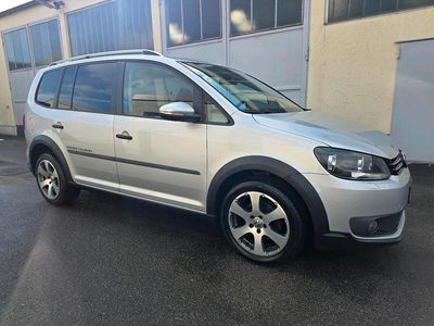Gebraucht VW Touran Cross 110 PS (80 kW) 2012 Silber Van / Kleinbus
