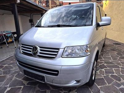 Usata VW Caravelle 174 CV (127 kW) 2007 Argento Furgone