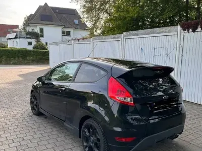 Gebraucht Ford Fiesta S 135 PS (99 kW) 2012 Schwarz Limousine