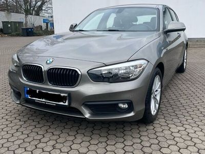 gebraucht BMW 118 Baureihe 1, 5 Trg. i Advantage Automatik Unfallfrei