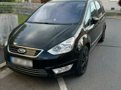 Gebraucht Ford Galaxy 163 PS (119 kW) 2011 Schwarz Van / Kleinbus