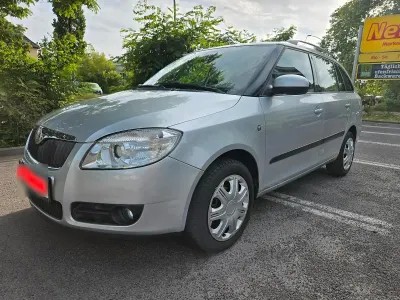 Gebraucht Skoda Fabia 70 PS (51 kW) 2010 Silber Kombi
