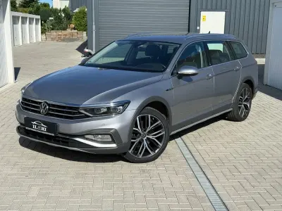 Gebraucht VW Passat Alltrack 200 PS (147 kW) 2023 Silber Kombi
