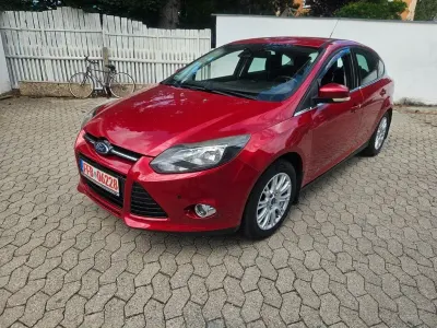 Gebraucht Ford Focus Titanium 182 PS (133 kW) 2011 Rot Limousine