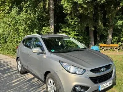 Gebraucht Hyundai ix35 Style 136 PS (100 kW) 2010 Grau SUV
