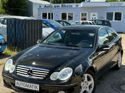 Gebraucht Mercedes C180 143 PS (105 kW) 2004 Schwarz Coupé
