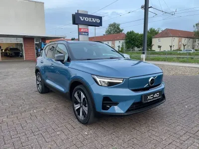Gebraucht Volvo XC40 Plus 169 kW (231 PS) 2023 Blau SUV