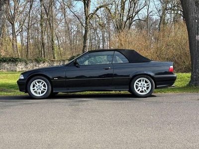 Gebraucht BMW 320 Cabriolet 150 PS (110 kW) 1999 Schwarz Cabrio