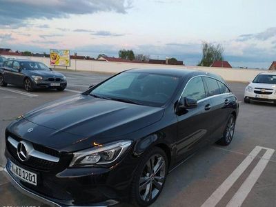 Gebraucht Mercedes CLA200 Shooting Brake 136 PS (100 kW) 2018 Schwarz Kombi