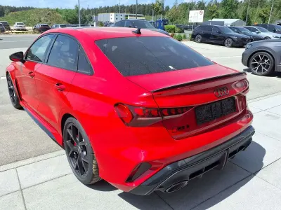 Nowe Audi RS3 Sport 400 KM (294 kW) 2026 Czarny Sedan/Limuzyna