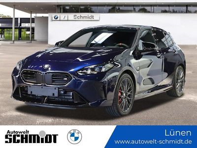 Nouă BMW M135 Shadowline 300 CP (220 kW) 2026 Albastru Hatchback