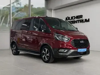 Usata Ford Tourneo Custom Active 125 CV (91 kW) 2021 Rosso Furgone