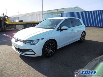 Usata VW Golf VIII Life 131 CV (96 kW) 2023 Bianco Berlina