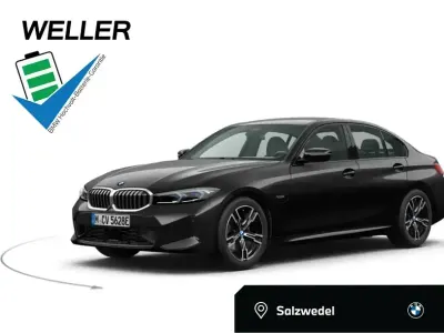 Second-hand BMW 320e Comfort Edition 204 CP (150 kW) 2023 Negru Berlinǎ