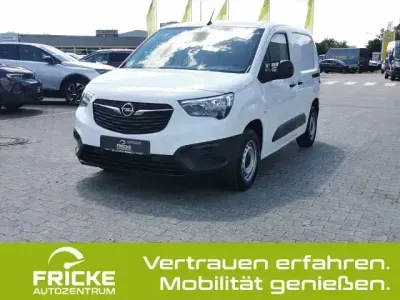 Gebraucht Opel Combo Edition 110 PS (80 kW) 2022 Weiss Van / Kleinbus