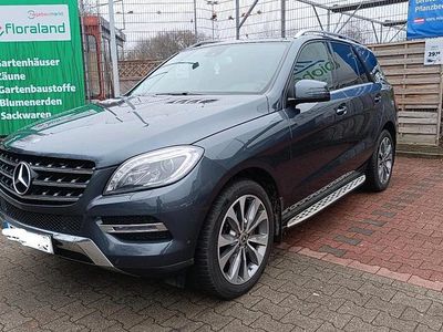Gebraucht Mercedes ML350 258 PS (189 kW) 2015 Andere farben SUV