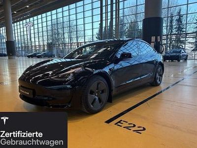 Schwarz Gebraucht 2021 Tesla Model 3 Standard Range Limousine | 26.400 € (Fairer Preis)