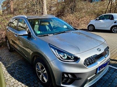 Gebraucht Kia Niro Vision 141 PS (103 kW) 2019 Grau SUV